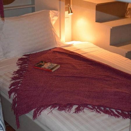 Luna Maya Hostel & Wellness Antigua Екстериор снимка