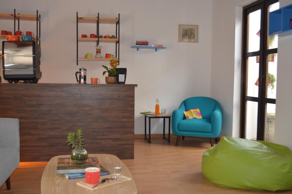 Luna Maya Hostel & Wellness Antigua Екстериор снимка